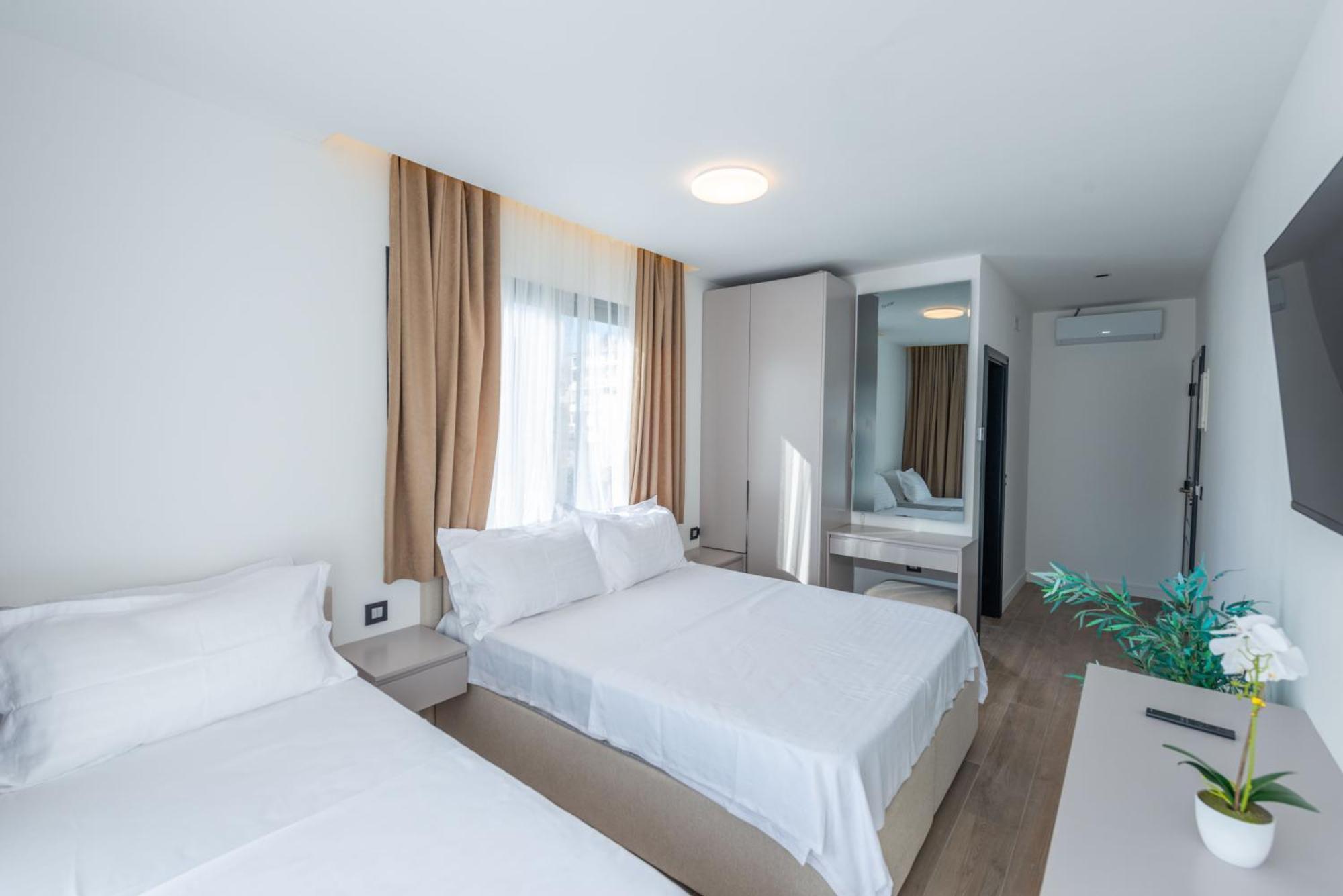 Botanica Boutique Hotel Ulcinj Exterior photo