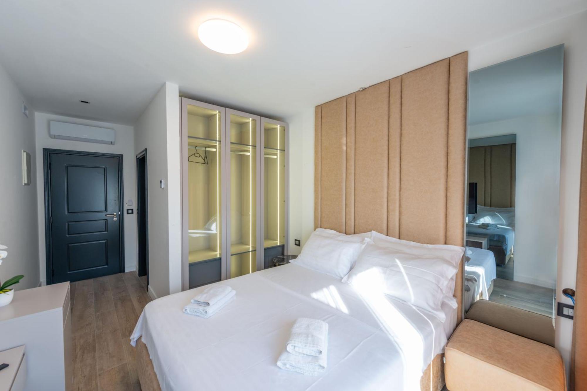 Botanica Boutique Hotel Ulcinj Exterior photo