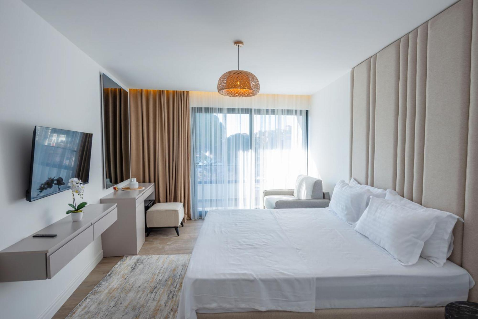 Botanica Boutique Hotel Ulcinj Exterior photo