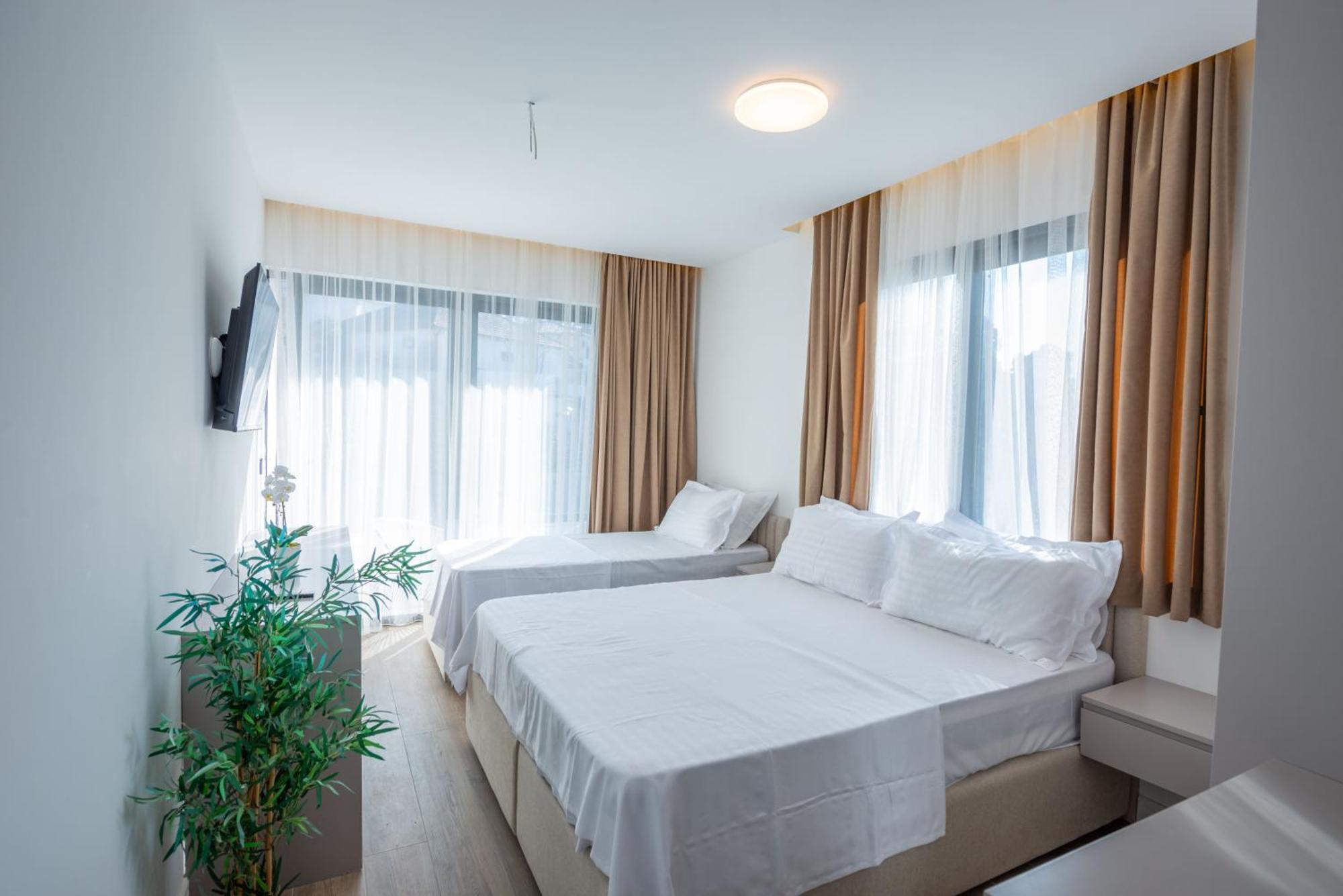 Botanica Boutique Hotel Ulcinj Exterior photo