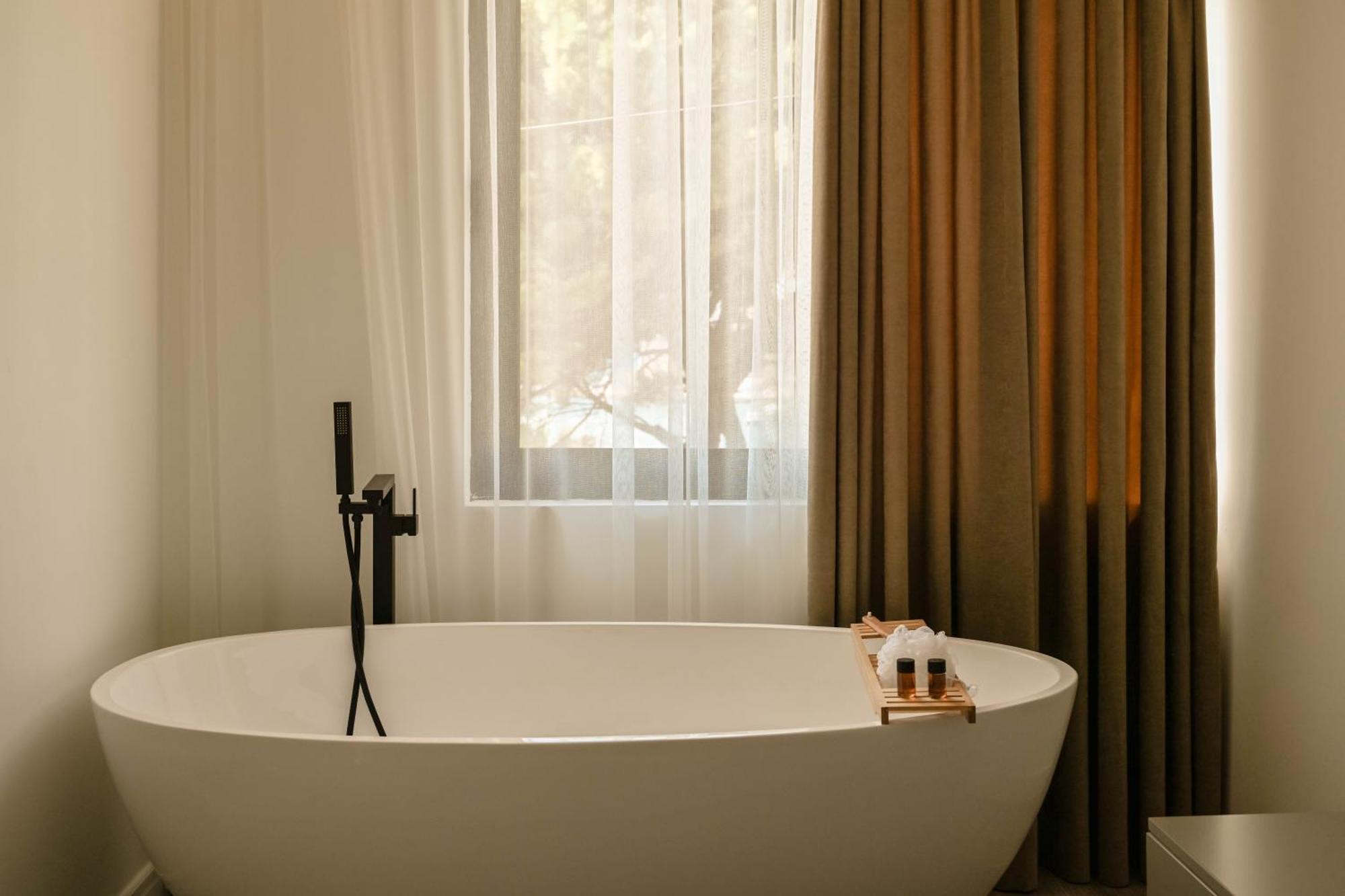 Botanica Boutique Hotel Ulcinj Exterior photo