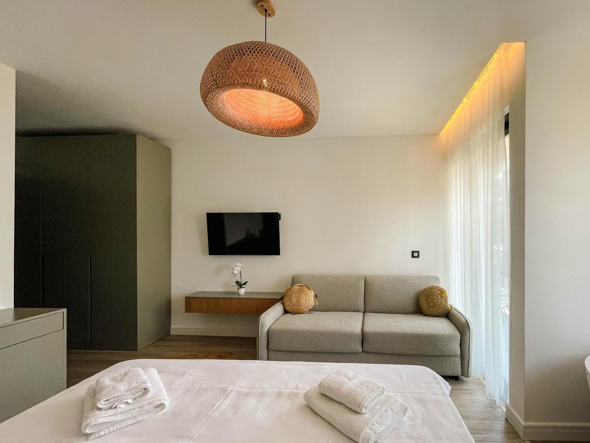 Botanica Boutique Hotel Ulcinj Exterior photo
